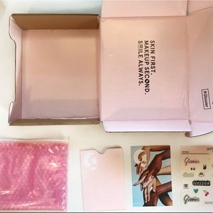 Glossier small bubble bag + sticker and box